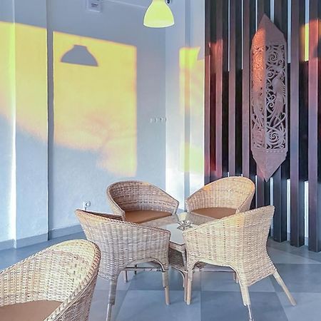 Urbanview Syariah Wisma Annisa Palangkaraya By Reddoorz Exterior foto